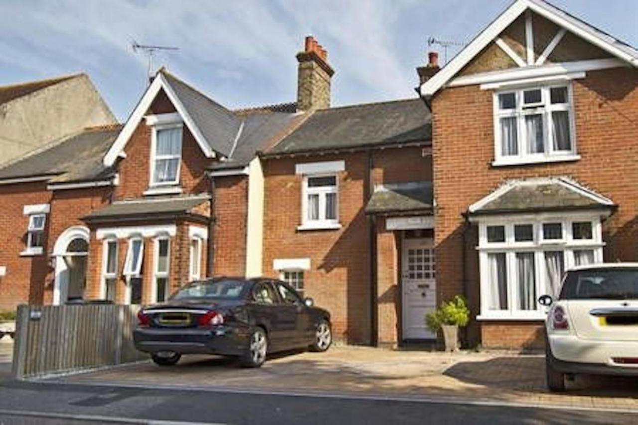 Endearing Edwardian House In Quaint Deal, Kent Exterior photo
